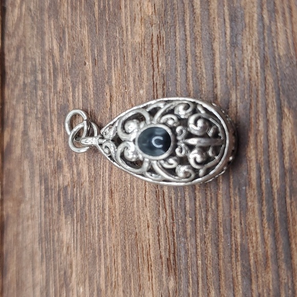 Edwardian egg drop‎ sterling pendant - Picture 1 of 3